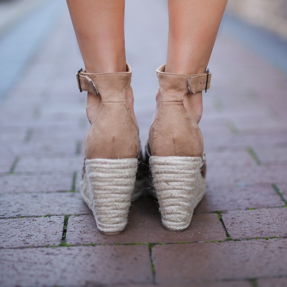 SOPHIA Purrfect Wedges - Picture 3 of 6